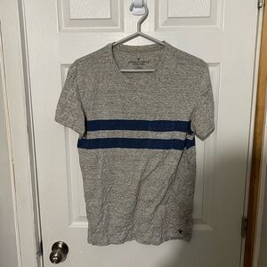 American eagle grey shirt size medium